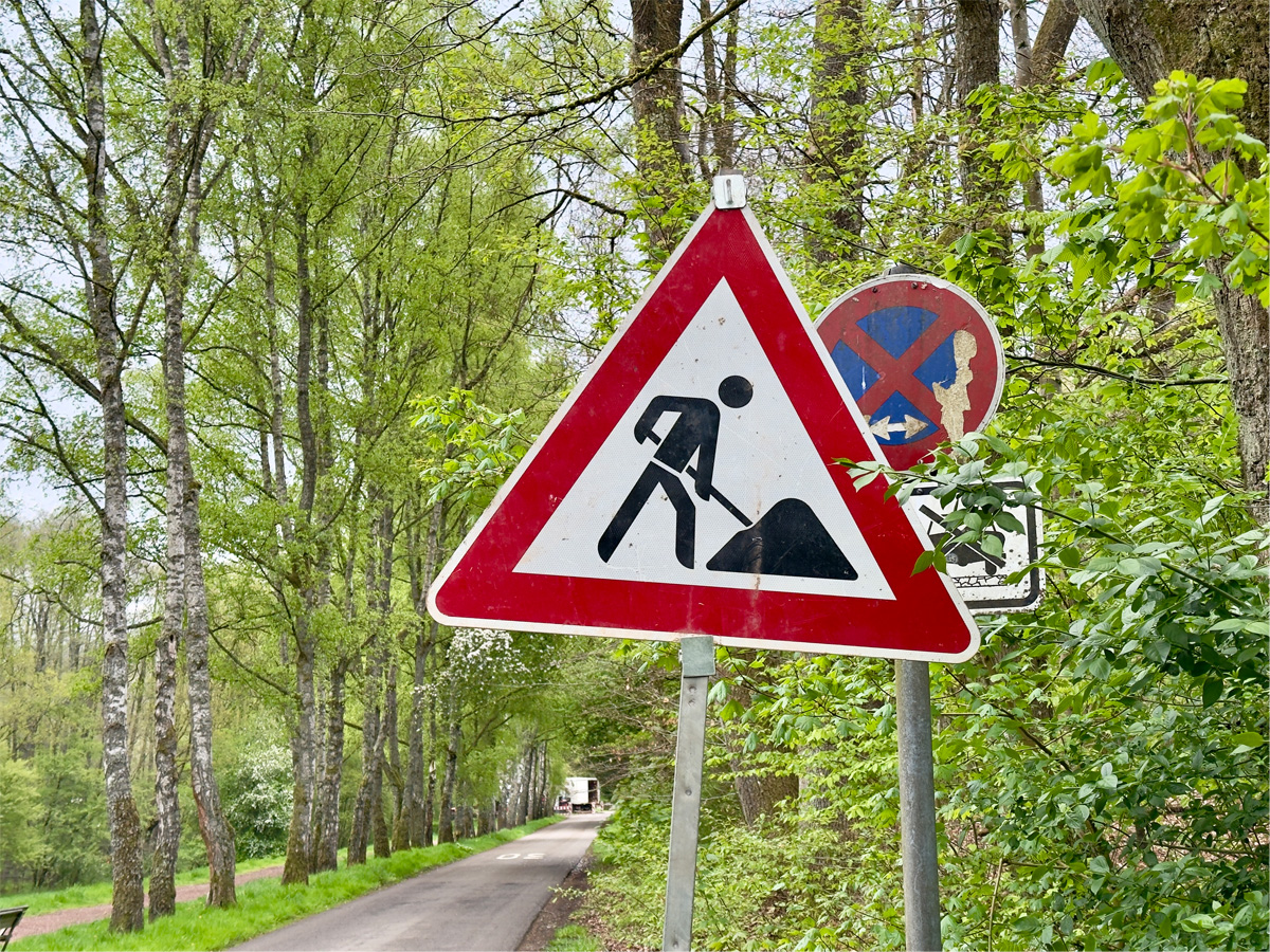 Beginn der Bauarbeiten zur Erneuerung des Stromnetzes im Glashütter Tal